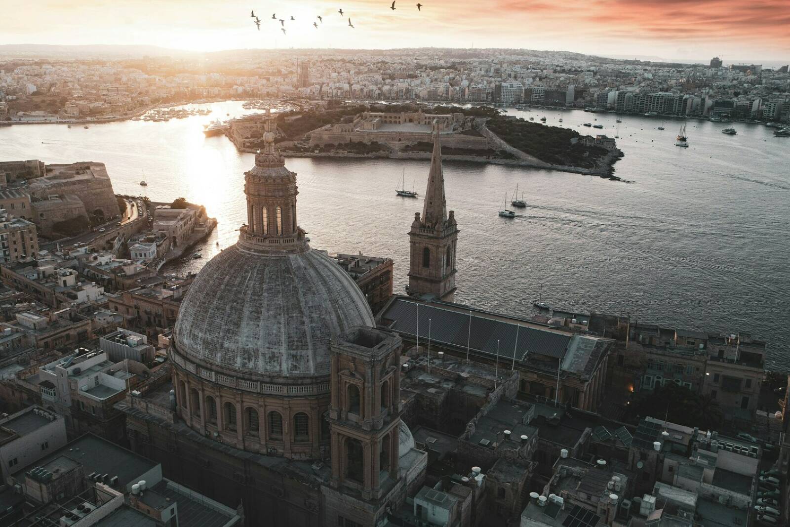 Sonnenaufgang über Malta